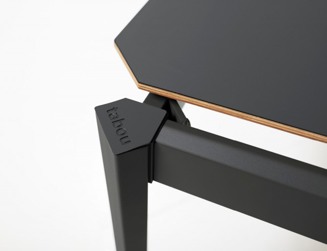 Image of the Fenix top with machined plywood edge with chamfers at the corners