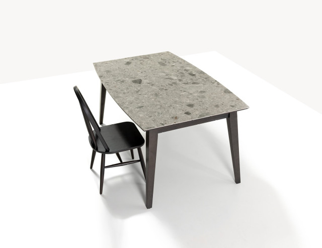 Black Mare table with one chair